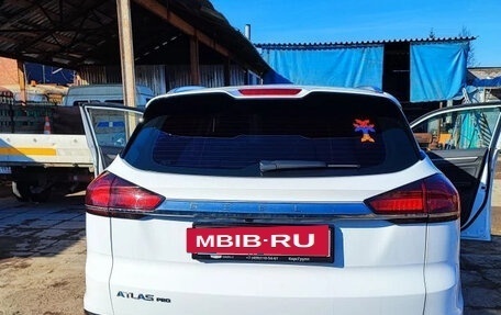 Geely Atlas, 2024 год, 2 100 000 рублей, 2 фотография
