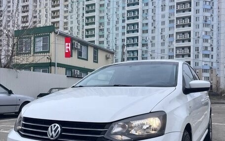 Volkswagen Polo VI (EU Market), 2019 год, 900 000 рублей, 22 фотография