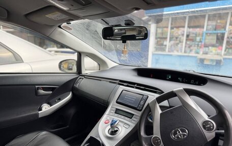 Toyota Prius, 2014 год, 1 265 000 рублей, 7 фотография