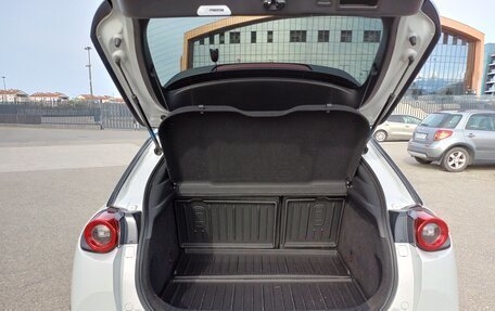 Mazda MX-30, 2021 год, 3 200 000 рублей, 8 фотография