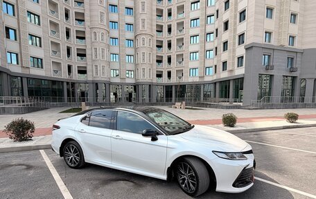 Toyota Camry, 2021 год, 3 100 000 рублей, 7 фотография