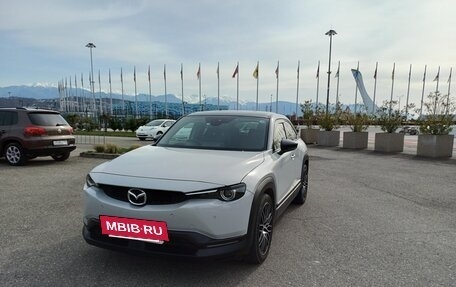 Mazda MX-30, 2021 год, 3 200 000 рублей, 5 фотография