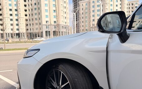 Toyota Camry, 2021 год, 3 100 000 рублей, 13 фотография