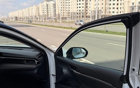 Toyota Camry, 2021 год, 3 100 000 рублей, 29 фотография