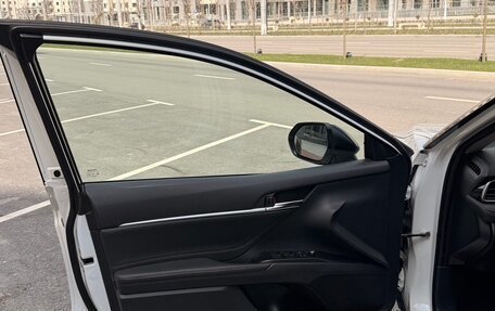 Toyota Camry, 2021 год, 3 100 000 рублей, 28 фотография