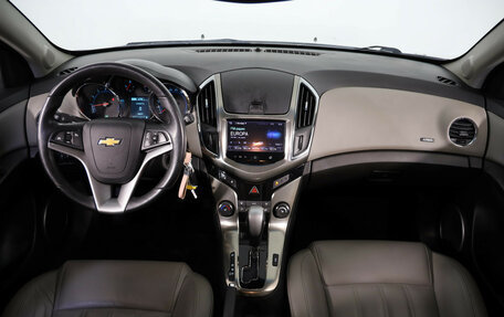 Chevrolet Cruze II, 2013 год, 879 000 рублей, 9 фотография