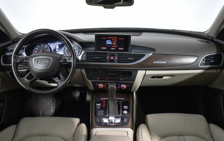 Audi A6, 2015 год, 1 980 000 рублей, 11 фотография