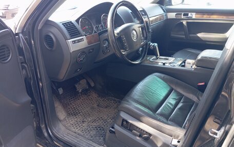 Volkswagen Touareg III, 2007 год, 1 090 000 рублей, 3 фотография