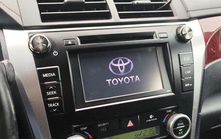 Toyota Camry, 2013 год, 970 000 рублей, 7 фотография