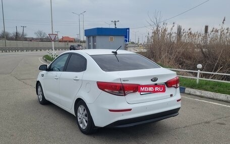 KIA Rio III рестайлинг, 2017 год, 930 000 рублей, 2 фотография