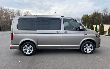 Volkswagen Caravelle T6 рестайлинг, 2015 год, 2 650 000 рублей, 7 фотография