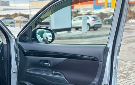 Mitsubishi Outlander III рестайлинг 3, 2021 год, 2 620 000 рублей, 18 фотография