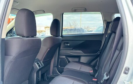 Mitsubishi Outlander III рестайлинг 3, 2021 год, 2 620 000 рублей, 26 фотография