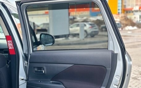 Mitsubishi Outlander III рестайлинг 3, 2021 год, 2 620 000 рублей, 28 фотография