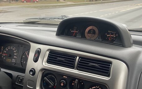 Mitsubishi Pajero Sport II рестайлинг, 2007 год, 1 300 000 рублей, 17 фотография