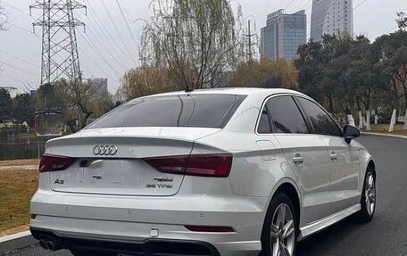 Audi A3, 2018 год, 1 652 000 рублей, 4 фотография