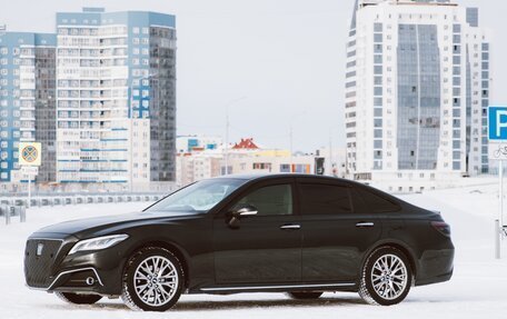 Toyota Crown, 2018 год, 3 390 000 рублей, 3 фотография