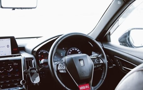 Toyota Crown, 2018 год, 3 390 000 рублей, 27 фотография