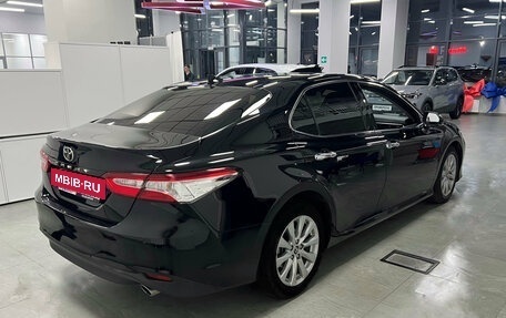 Toyota Camry, 2018 год, 2 750 000 рублей, 6 фотография
