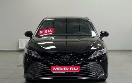 Toyota Camry, 2018 год, 2 750 000 рублей, 2 фотография