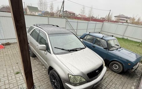 Lexus RX IV рестайлинг, 2000 год, 580 000 рублей, 2 фотография