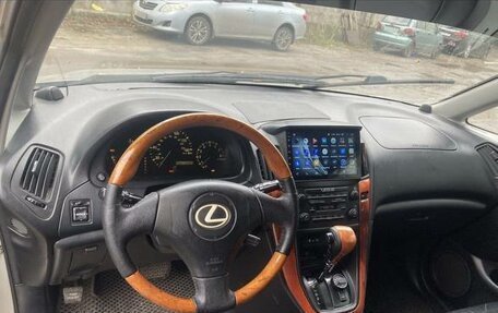 Lexus RX IV рестайлинг, 2000 год, 580 000 рублей, 3 фотография