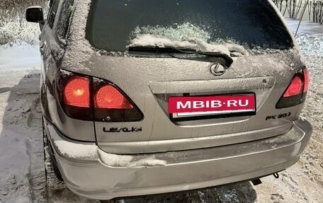 Lexus RX IV рестайлинг, 2000 год, 580 000 рублей, 10 фотография