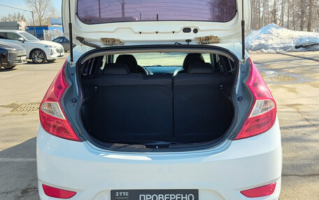 Hyundai Solaris II рестайлинг, 2012 год, 800 000 рублей, 12 фотография