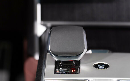 Land Rover Range Rover IV рестайлинг, 2026 год, 27 890 000 рублей, 20 фотография