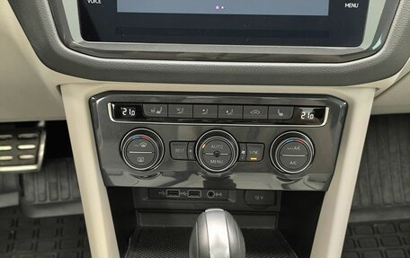 Volkswagen Tiguan II, 2020 год, 3 842 000 рублей, 10 фотография