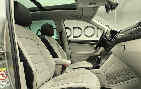 Volkswagen Tiguan II, 2020 год, 3 842 000 рублей, 23 фотография