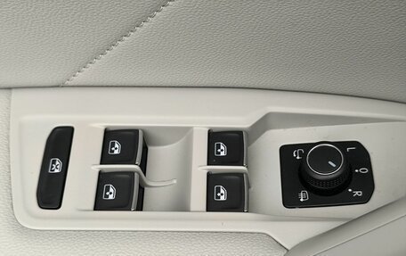 Volkswagen Tiguan II, 2020 год, 3 842 000 рублей, 18 фотография