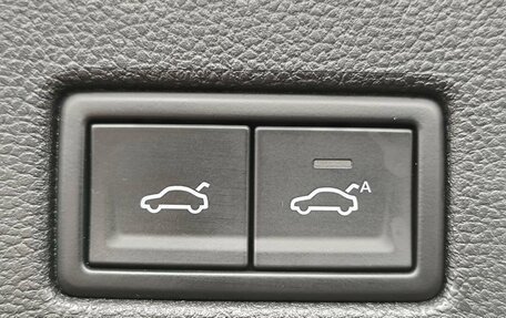 Volkswagen Tiguan II, 2020 год, 3 842 000 рублей, 28 фотография