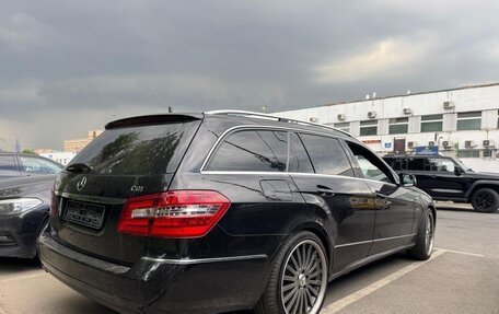 Mercedes-Benz E-Класс, 2010 год, 1 350 000 рублей, 5 фотография