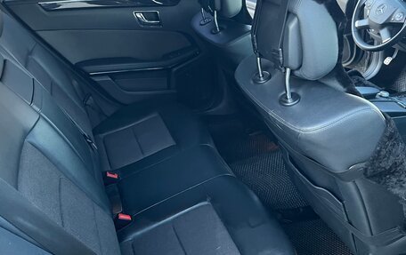 Mercedes-Benz E-Класс, 2010 год, 1 350 000 рублей, 13 фотография