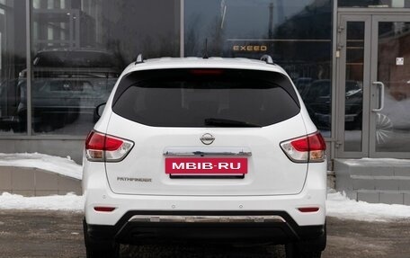 Nissan Pathfinder, 2014 год, 1 950 000 рублей, 6 фотография