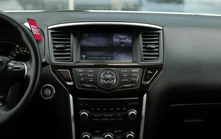 Nissan Pathfinder, 2014 год, 1 950 000 рублей, 14 фотография