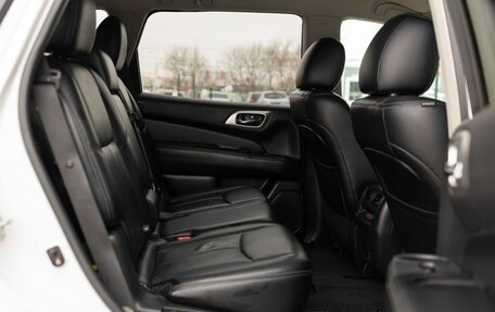 Nissan Pathfinder, 2014 год, 1 950 000 рублей, 21 фотография