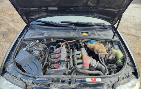 Audi A4, 2002 год, 400 000 рублей, 9 фотография