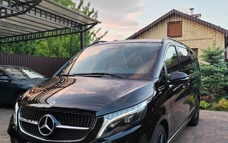 Mercedes-Benz V-Класс, 2024 год, 11 000 000 рублей, 8 фотография