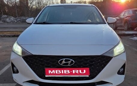 Hyundai Solaris II рестайлинг, 2020 год, 1 230 000 рублей, 5 фотография