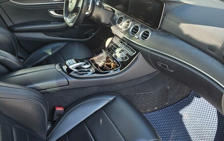 Mercedes-Benz E-Класс, 2016 год, 2 300 000 рублей, 6 фотография