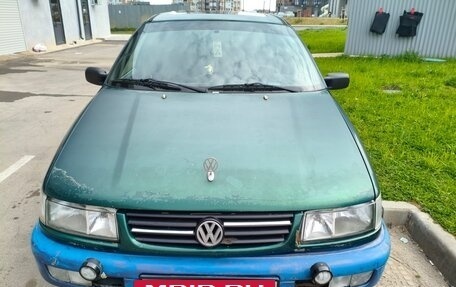 Volkswagen Passat B4, 1995 год, 129 000 рублей, 3 фотография