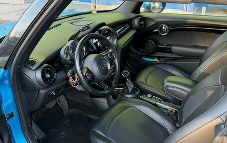 MINI Cabrio, 2018 год, 1 700 000 рублей, 10 фотография