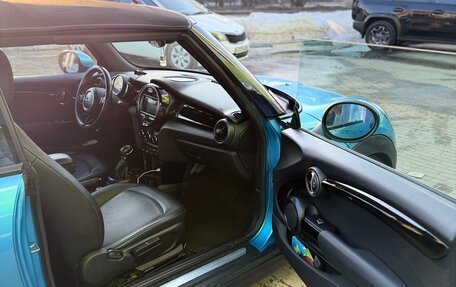 MINI Cabrio, 2018 год, 1 700 000 рублей, 8 фотография