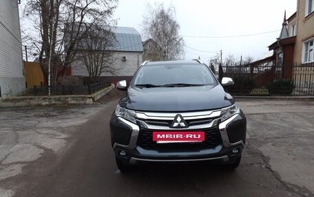 Mitsubishi Pajero Sport III рестайлинг, 2019 год, 3 130 000 рублей, 2 фотография