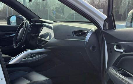 Geely Tugella FY11, 2023 год, 2 890 000 рублей, 27 фотография