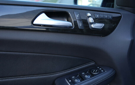 Mercedes-Benz GLS, 2019 год, 4 990 000 рублей, 19 фотография