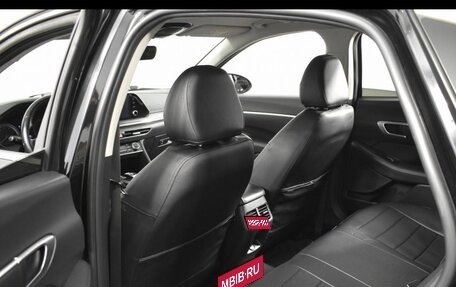 Hyundai Sonata VIII, 2020 год, 1 850 000 рублей, 10 фотография