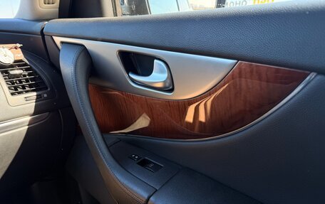 Infiniti QX70, 2016 год, 2 499 999 рублей, 15 фотография